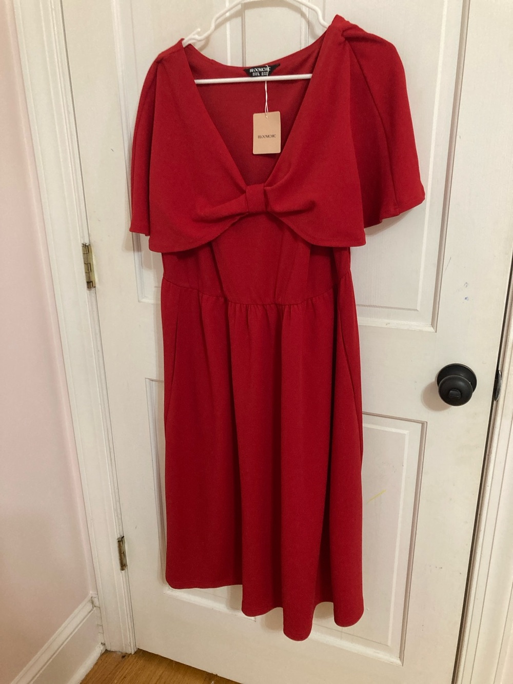 New BloomChic Crimson Shawl Collar Bow-Front Formal Dress